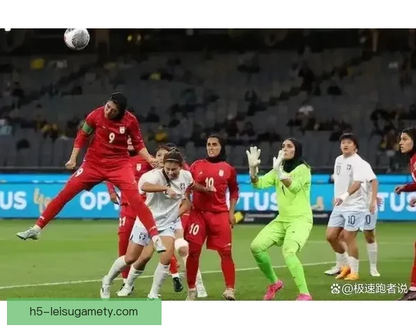 伊朗女足遭施压高唱国歌敬礼遭嘘